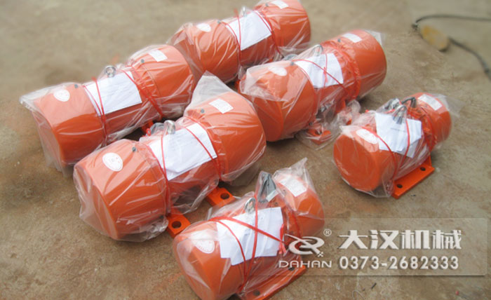 YZU振動(dòng)電機(jī)發(fā)貨 YZU振動(dòng)電機(jī)發(fā)貨