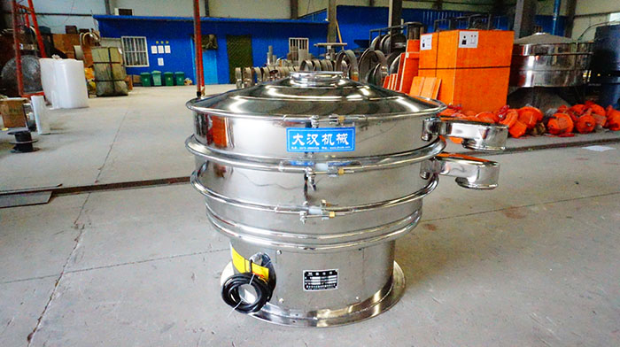 藕粉振動篩適用于很多種不同的行業，對于物料多的篩分適用還是比較廣泛的。